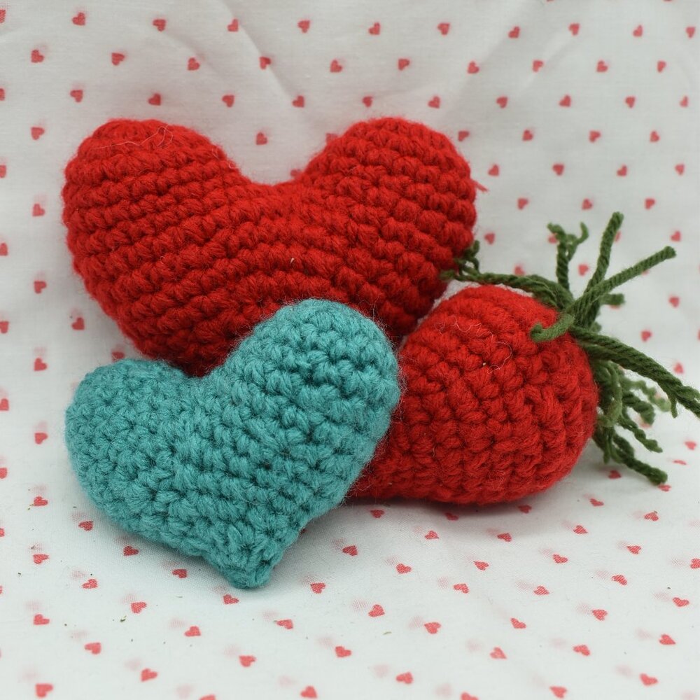 Crochet Catnip Hearts and Strawberry Valentines Day Cat Toys Bundle HANDCRAFTED